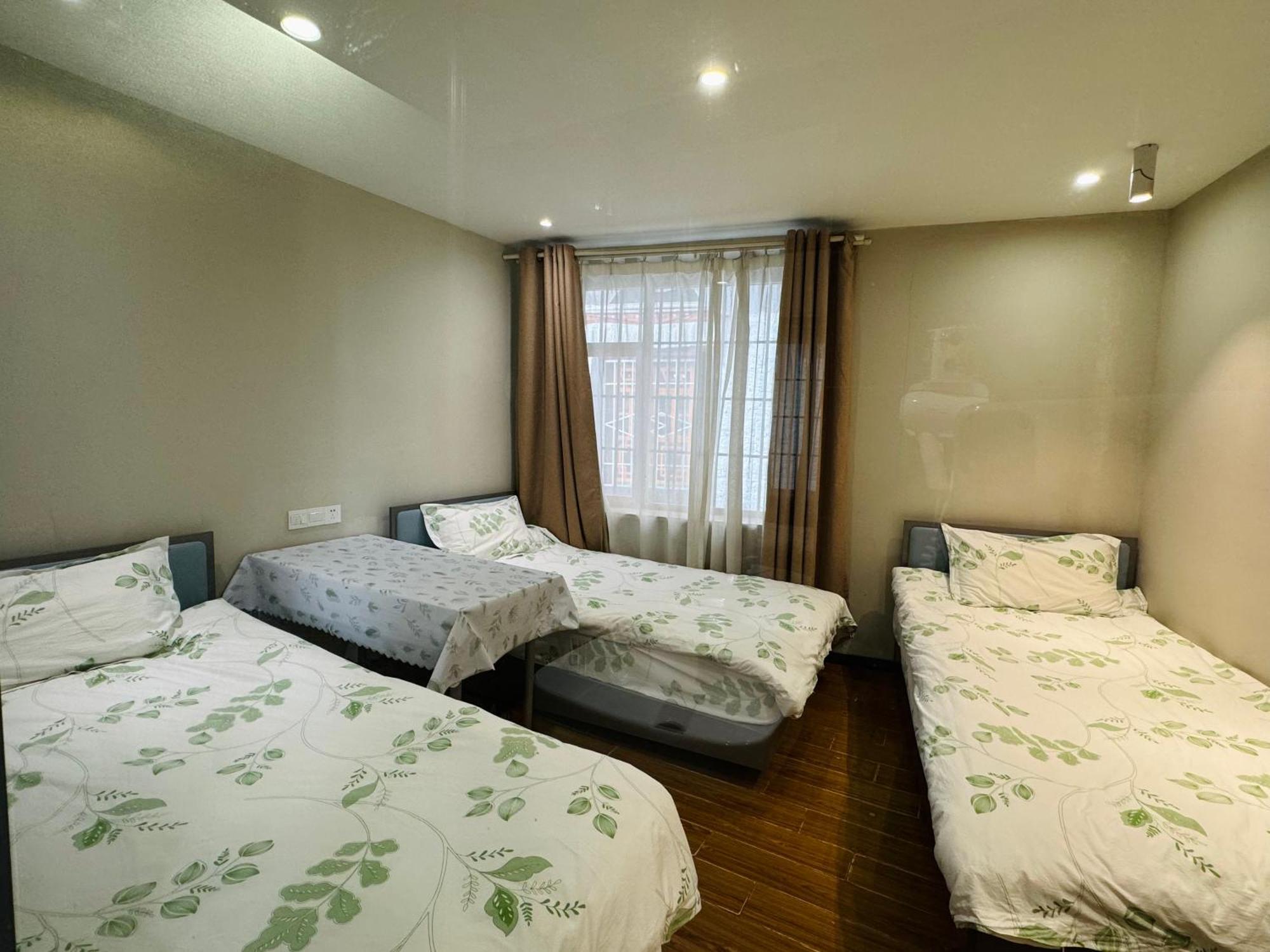 Fengma Feiyang Hostel Lhasa Exteriör bild